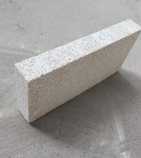 莫來石聚輕磚半枚片 莫來石聚輕磚半枚片