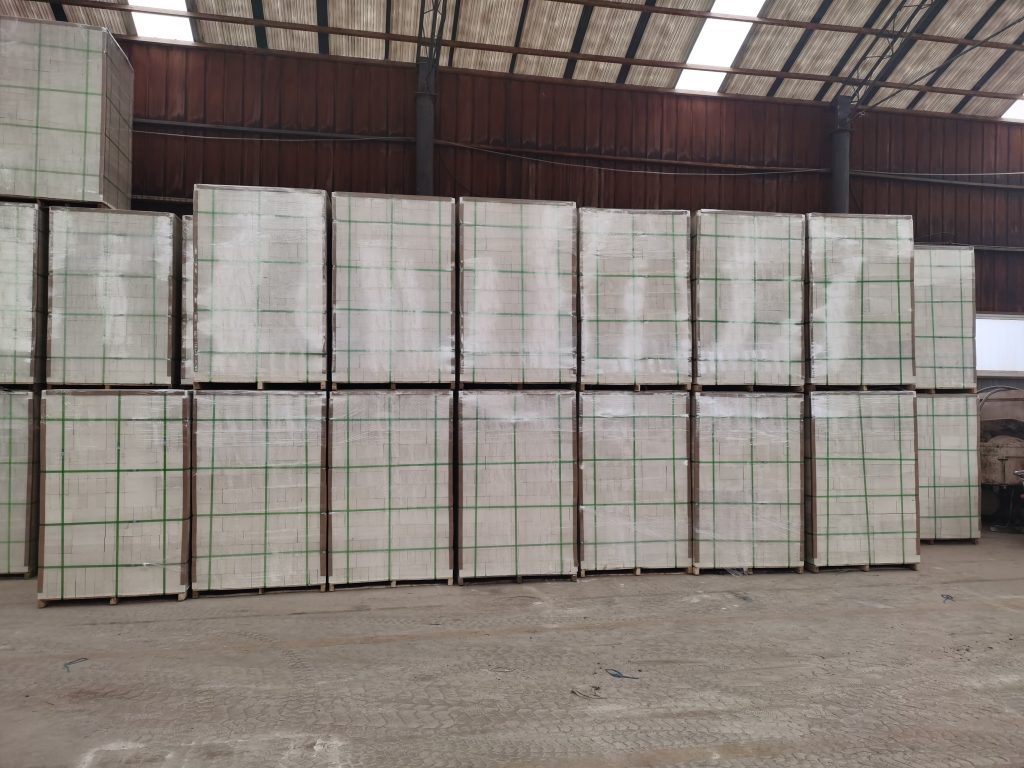 河南莫來石保溫磚_河南莫來石公司_鄭州平順耐材 粘土磚_莫來石磚_高鋁磚廠家_耐火磚價格尺寸-鄭州平順耐材 河南莫來石保溫磚